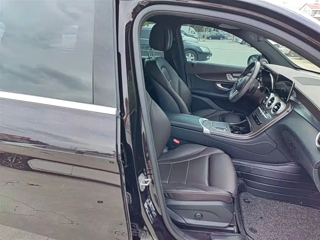 Mercedes-Benz GLC 2021 GLC 260 L 4MATIC Luxury фото 25
