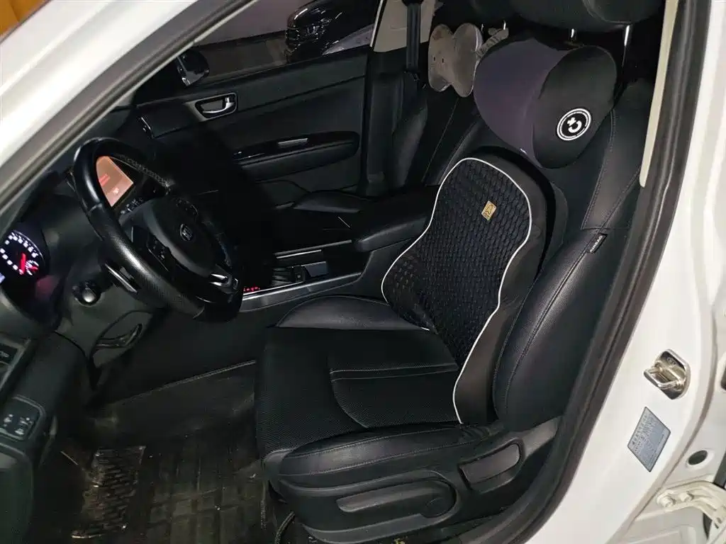 Kia K5 2016 1.6T Automatic LUX фото 12