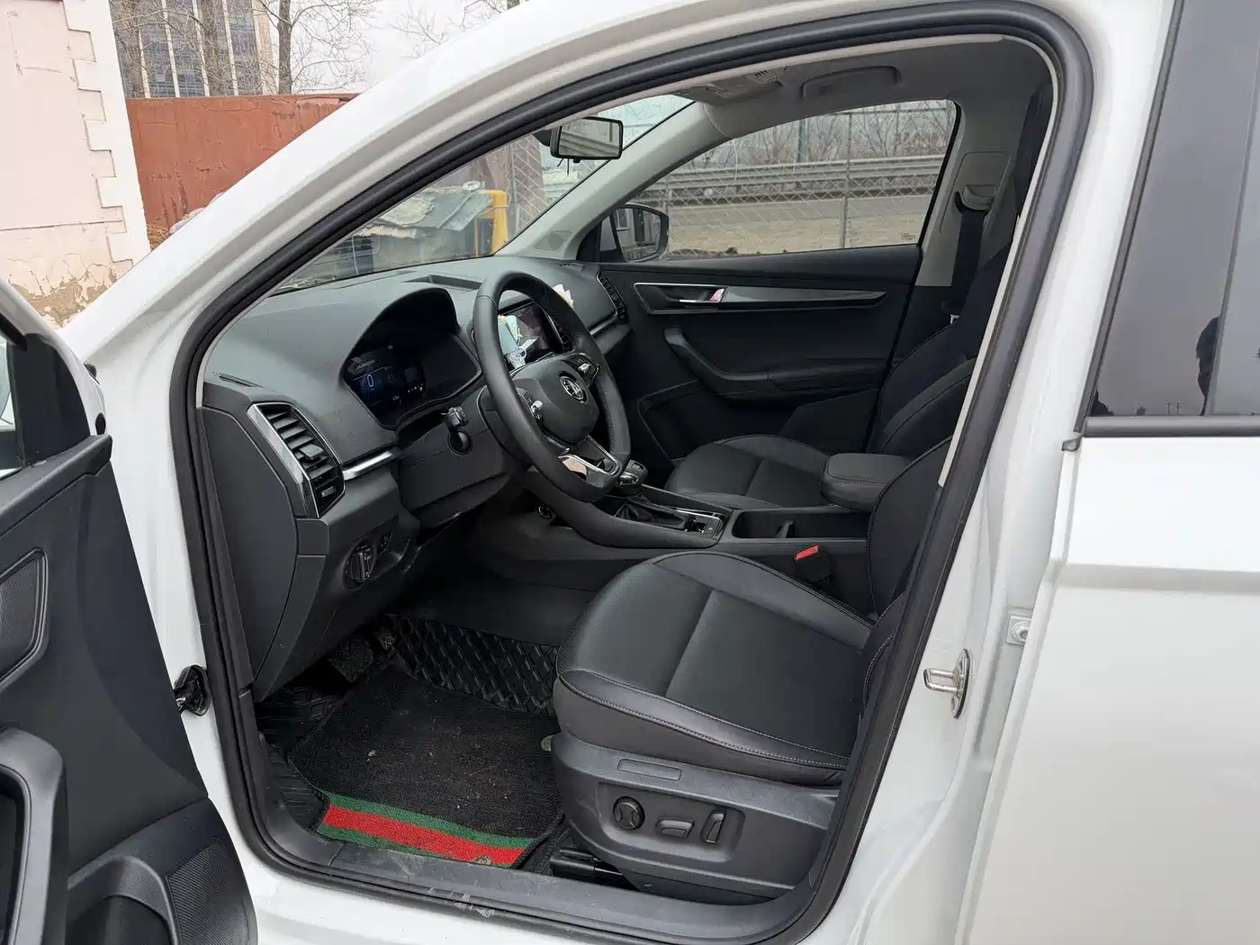 Škoda Karoq 2023 TSI280 Premium Edition фото 7