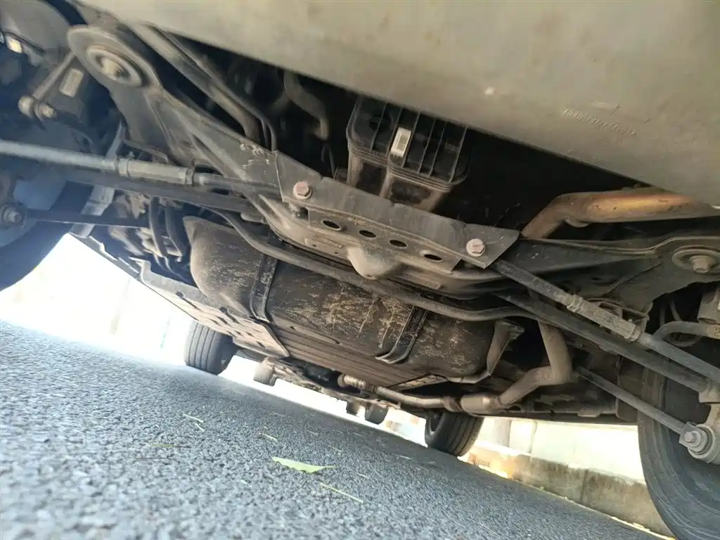 BYD Song PLUS PHEV 2021 DM-i 51KM Honor фото 25