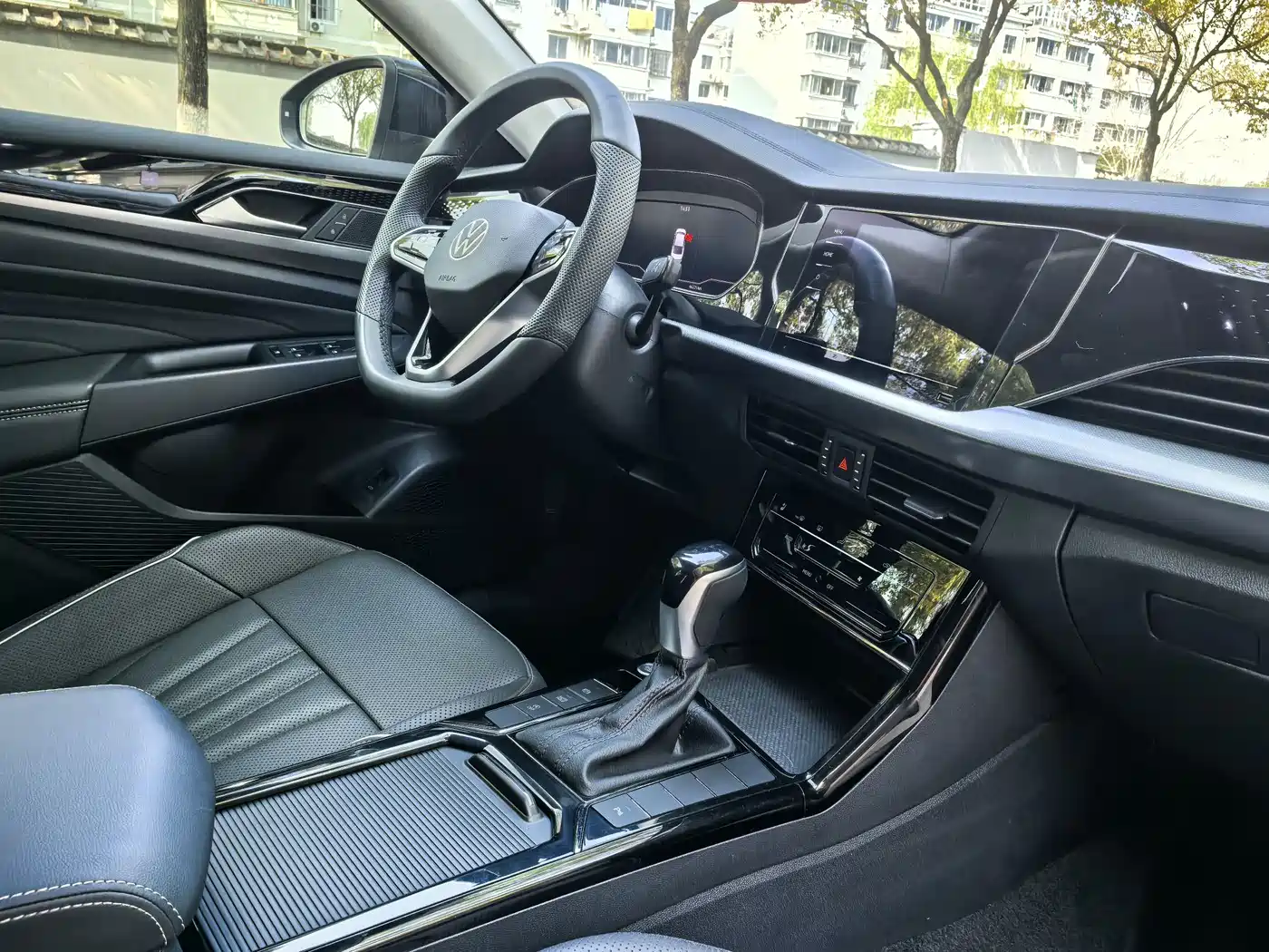 Volkswagen Passat 2024 Model 380TSI Starlight Elite фото 8