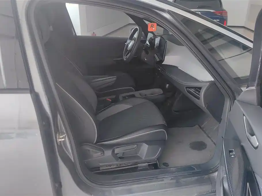 Volkswagen ID.3 2024 Pure Smart Edition фото 8