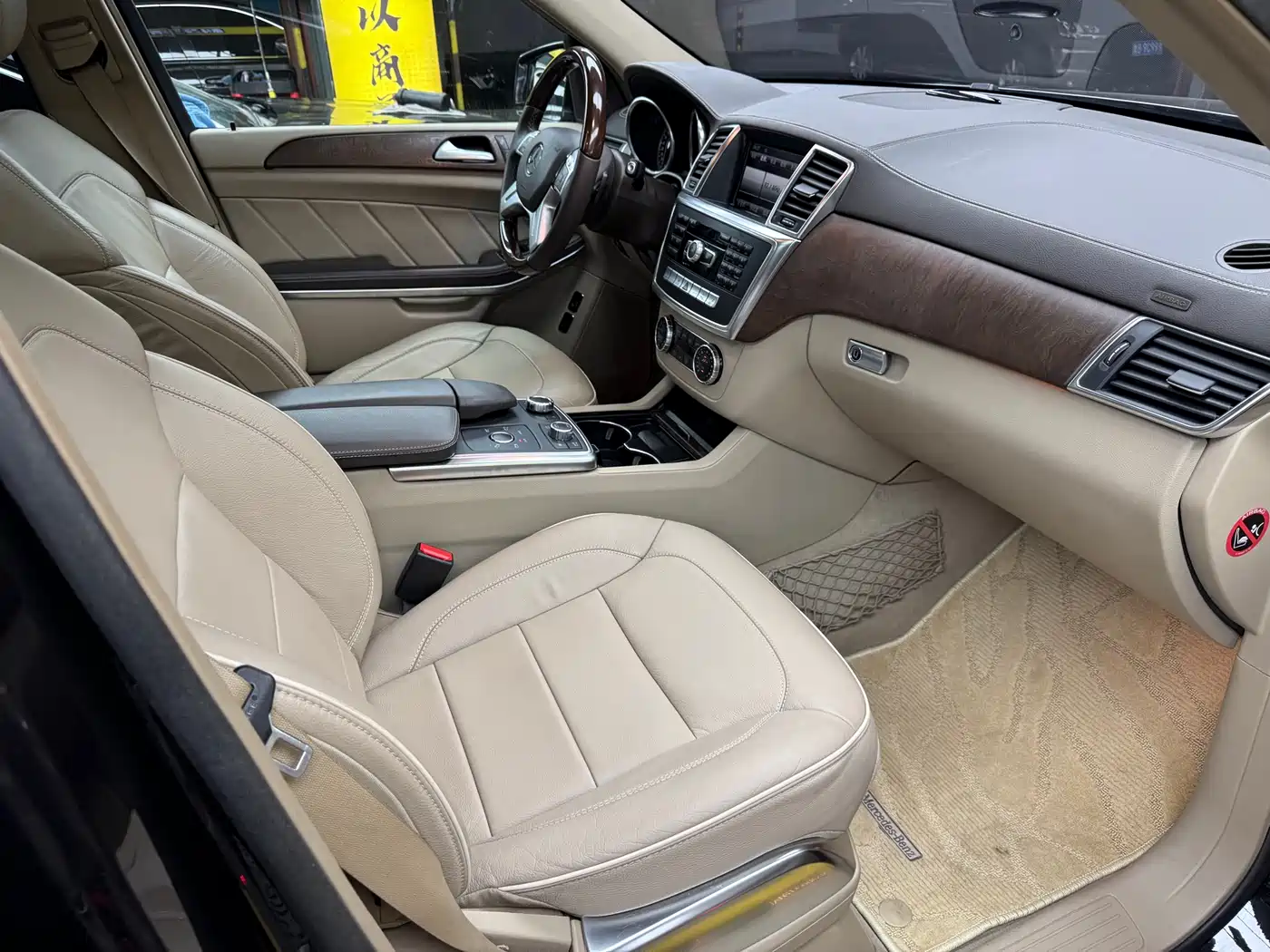 Mercedes-Benz GL-Class 2013 GL 500 4MATIC фото 10
