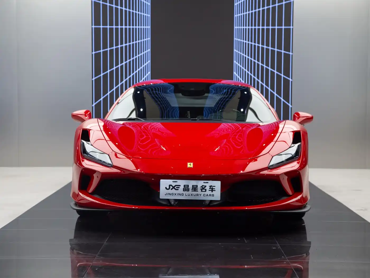 2023 Ferrari F8