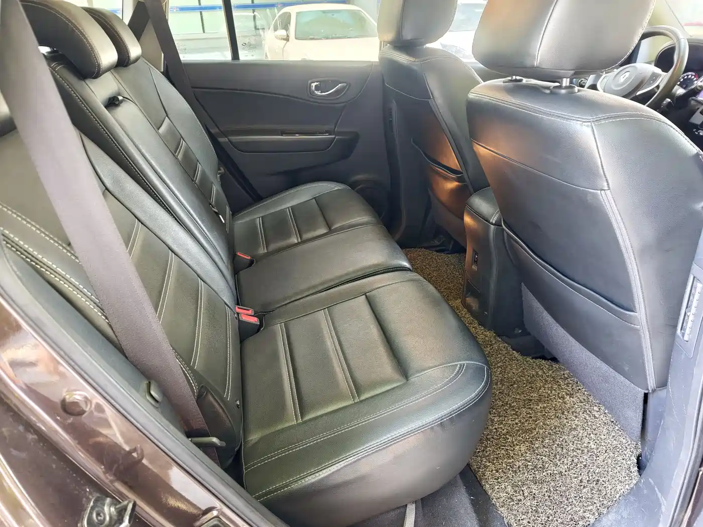 Renault Koleos (Import) 2014 2014 2.5L 2WD Comfort Edition
