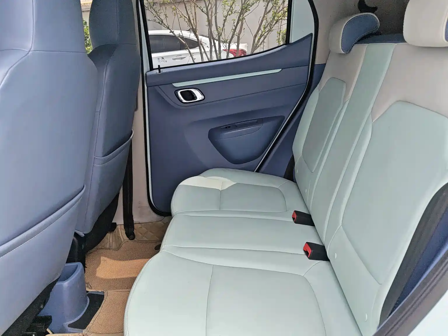 صورة 8 - Dongfeng Yipai Nano BOX