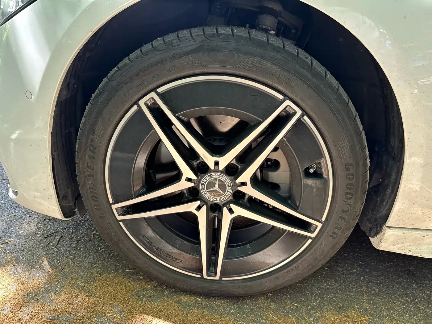 Mercedes-Benz C-Class 2024 Facelift C 260 L Moonlight Sport фото 23