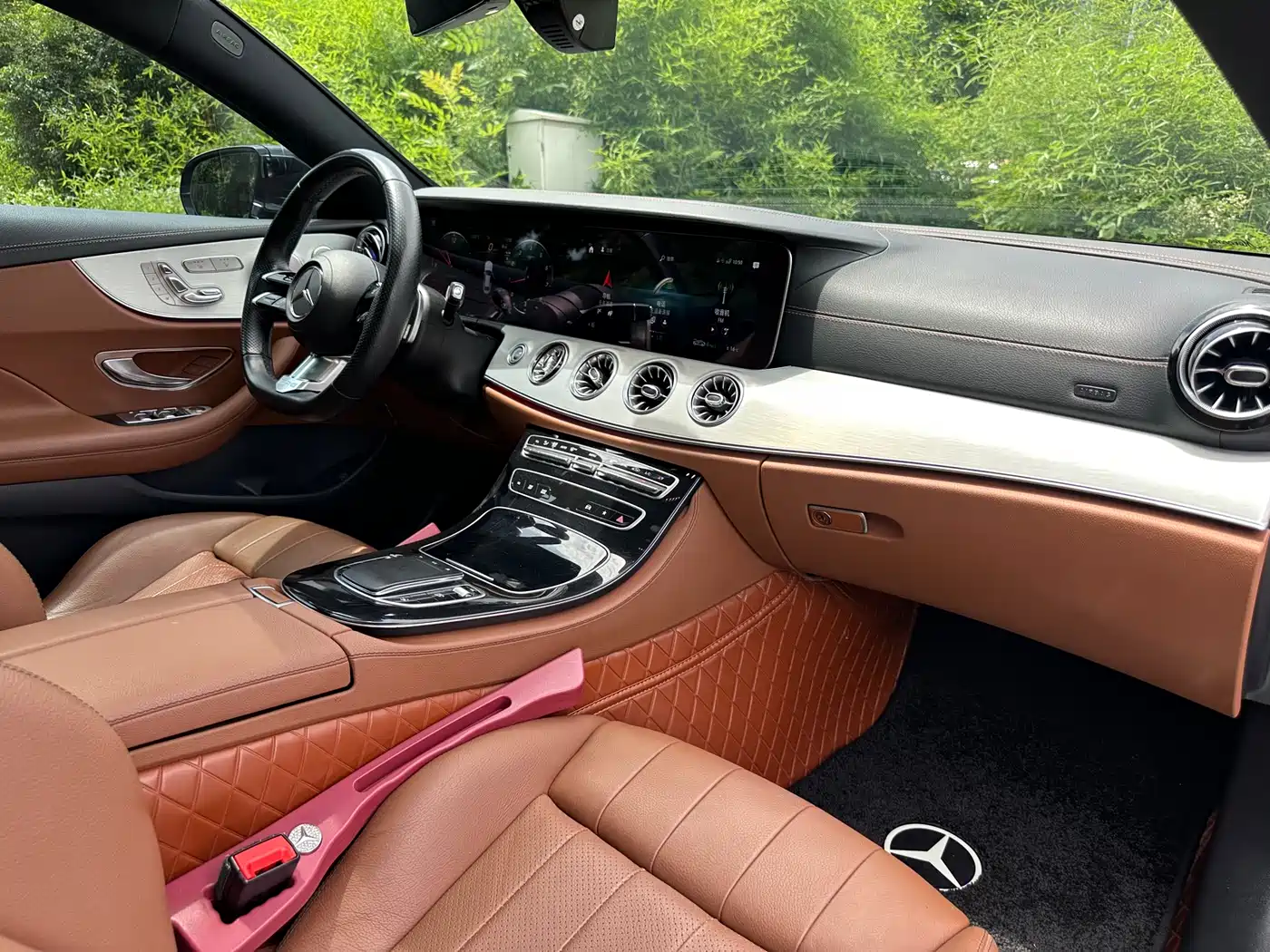 MERCEDES-BENZ E-CLASS (IMPORTED)