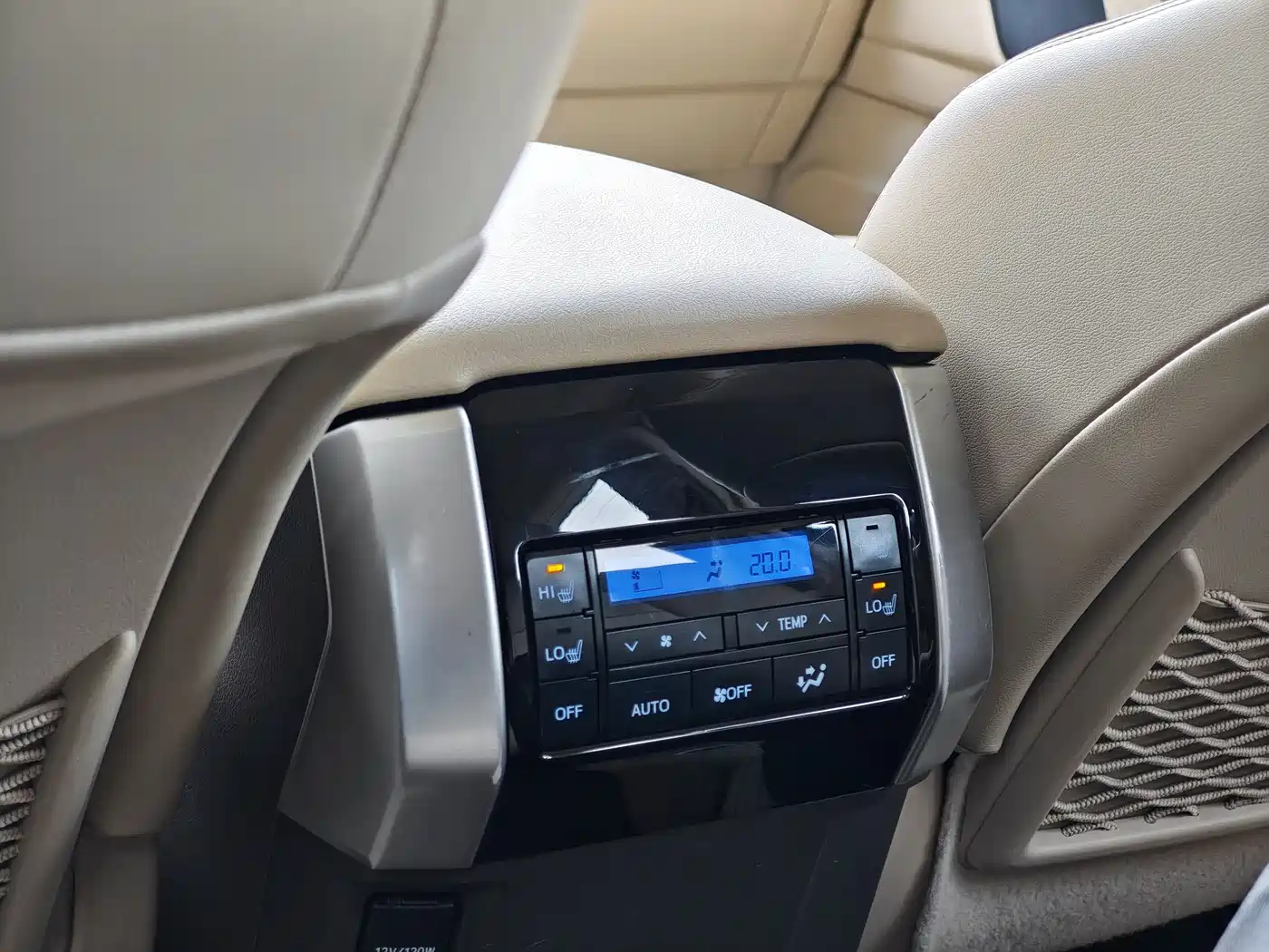 Toyota Prado 2018 3.5L Auto TX-L фото 10