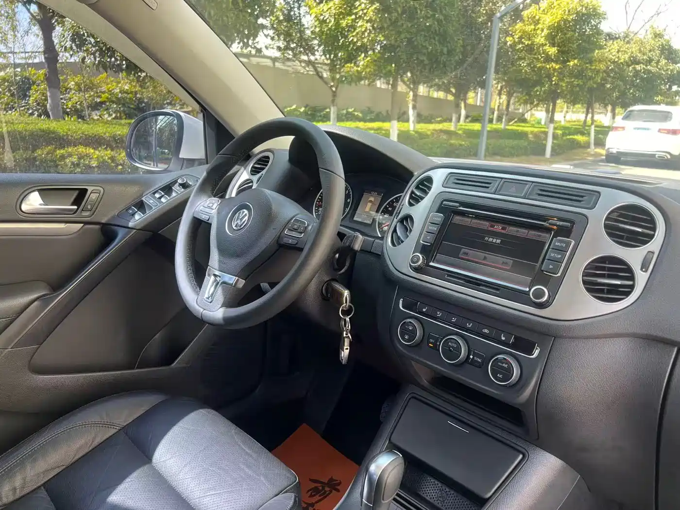 Volkswagen Tiguan 2013 1.8TSI Automatic 2WD Luxury Model фото 23
