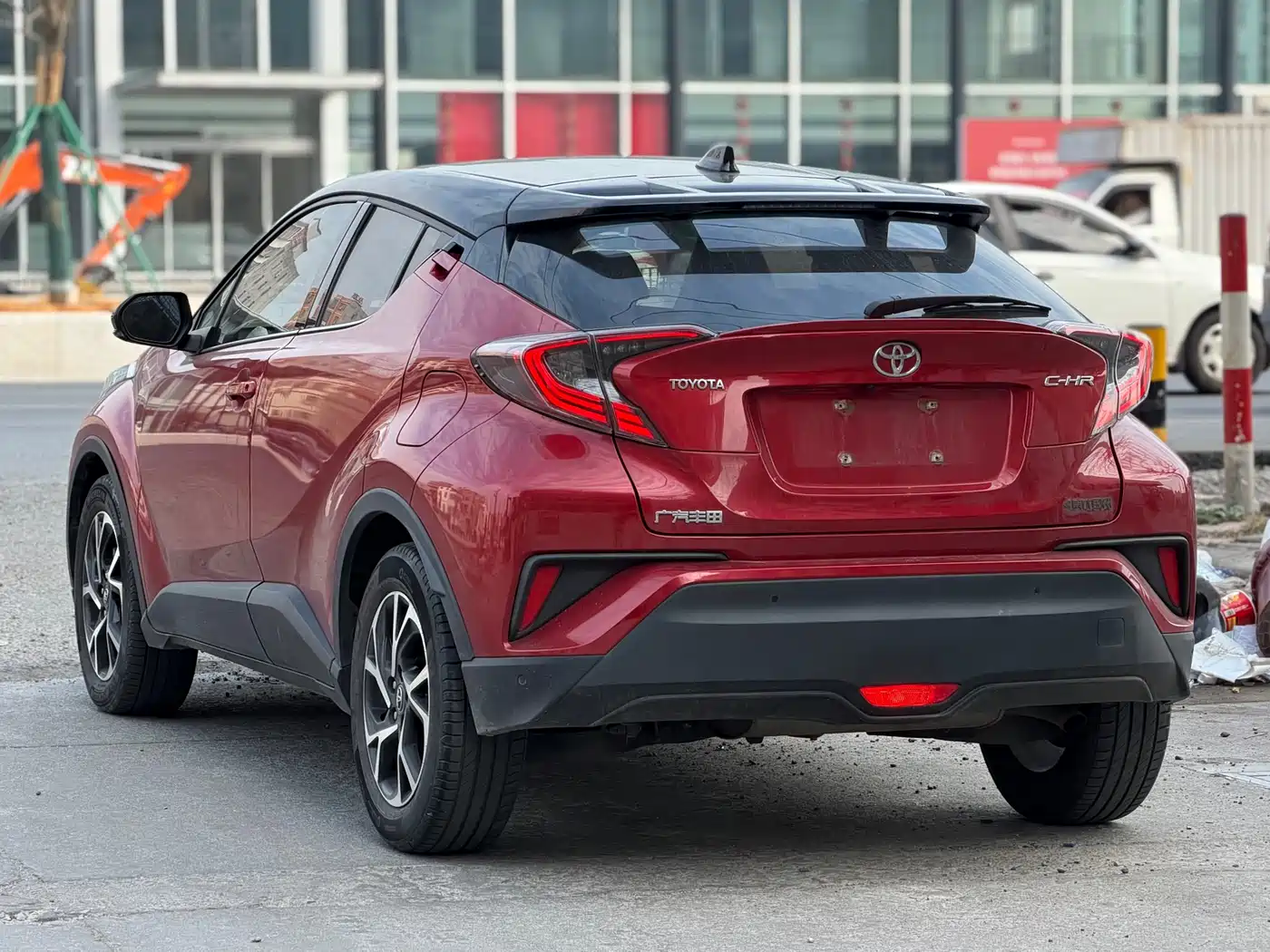 Toyota C-HR 2020 Model 2.0L Luxury фото 18
