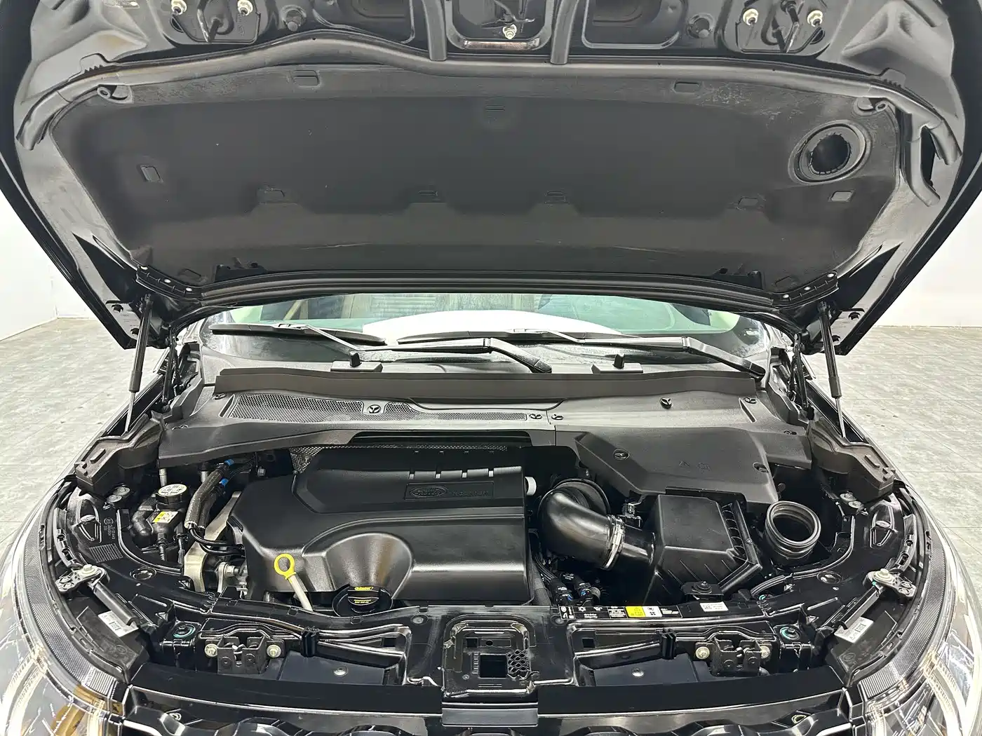 Land Rover Discovery Sport 2023 249PS R-Dynamic SE Performance Technology Version фото 17