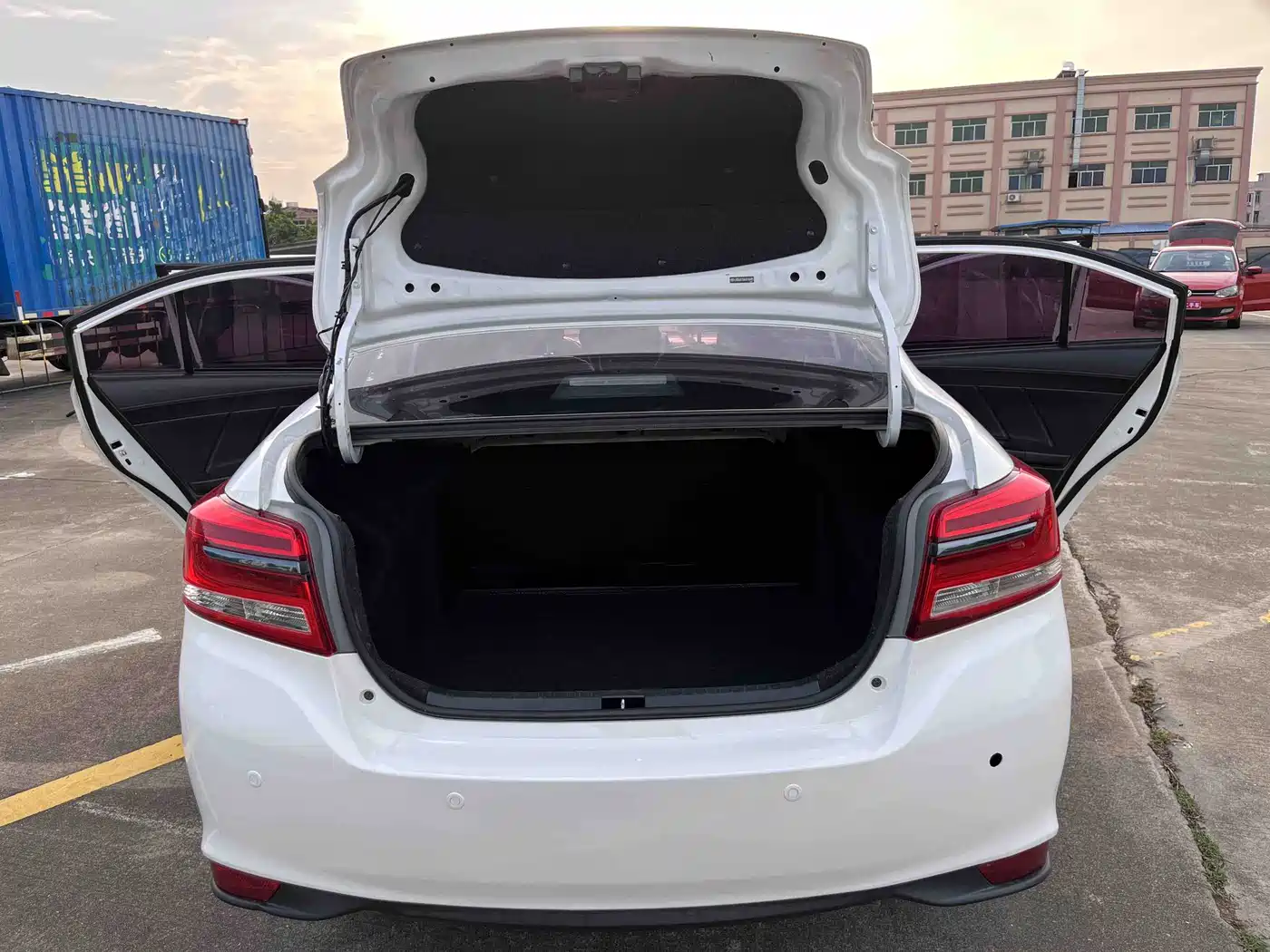 Toyota YARiS L Zhi Xiang 2020 1.5L CVT Leading Edition фото 14