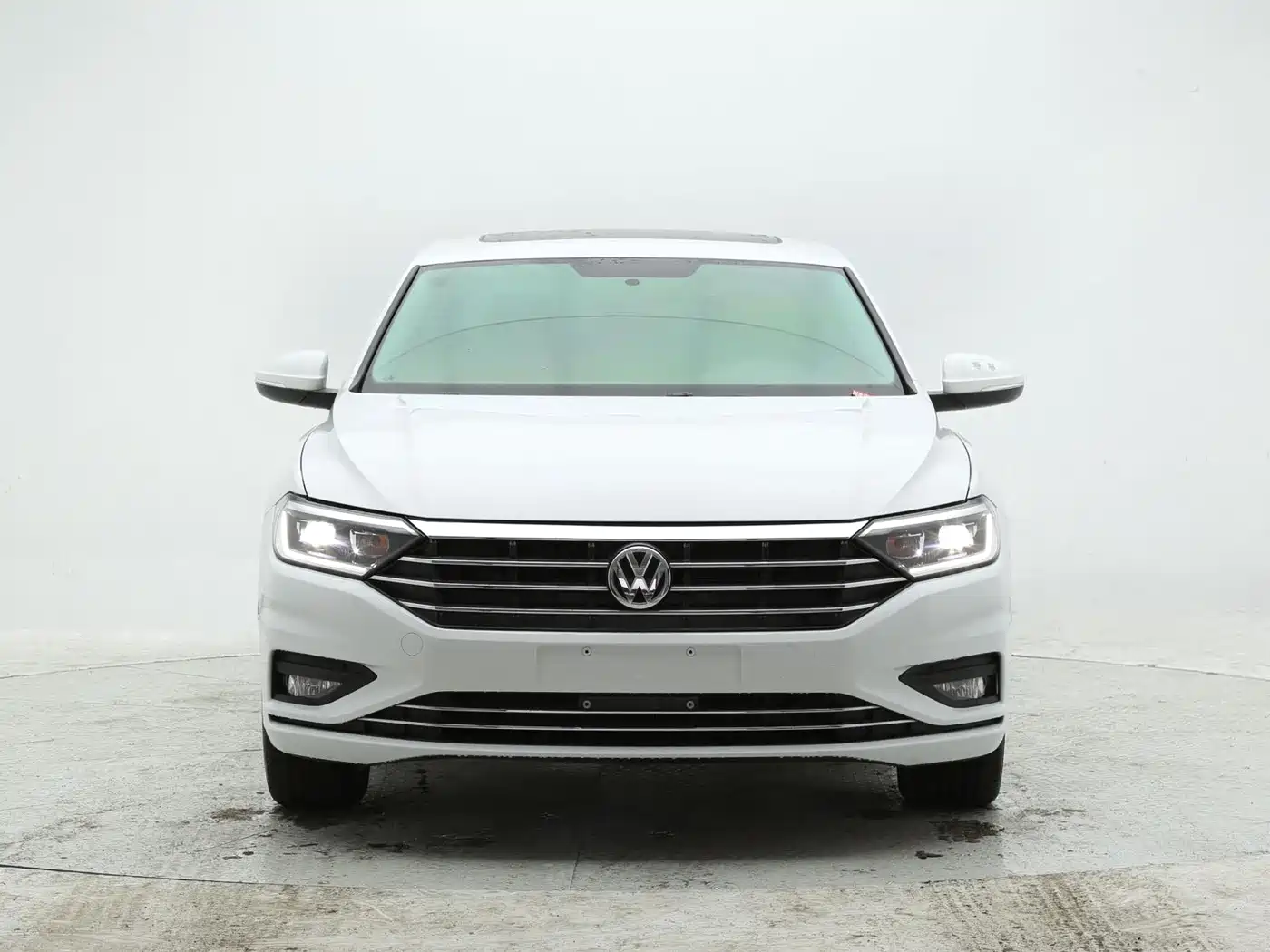 Volkswagen Sagitar 2022 280TSI DSG Surpassing Edition фото 2