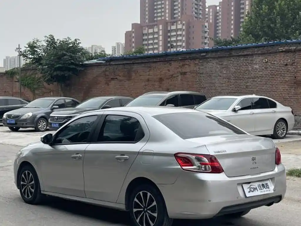 Peugeot 301 2014 2014 1.6L Automatic Comfort Edition