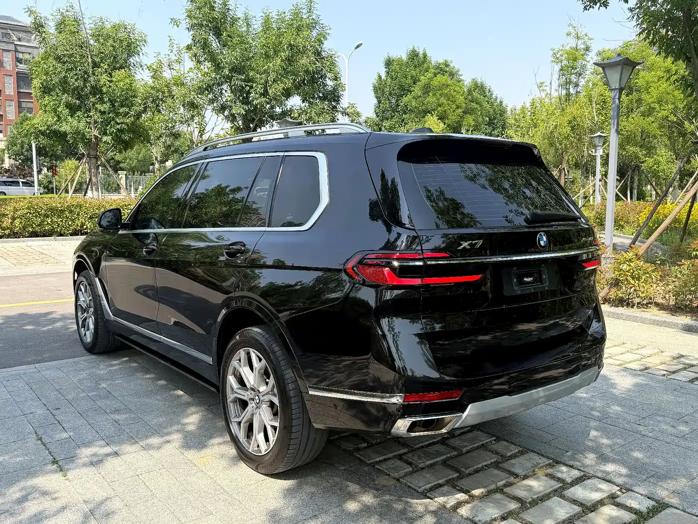 BMW X7 2023 xDrive40i Leading Luxury Package фото 7