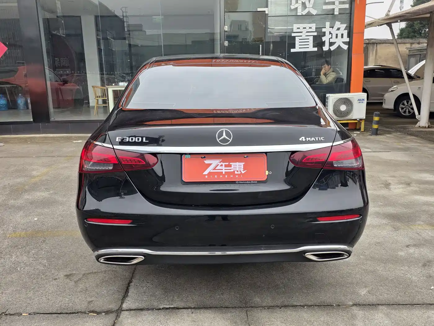 Mercedes-Benz E-Class 2023 E 300 L Fashion фото 8