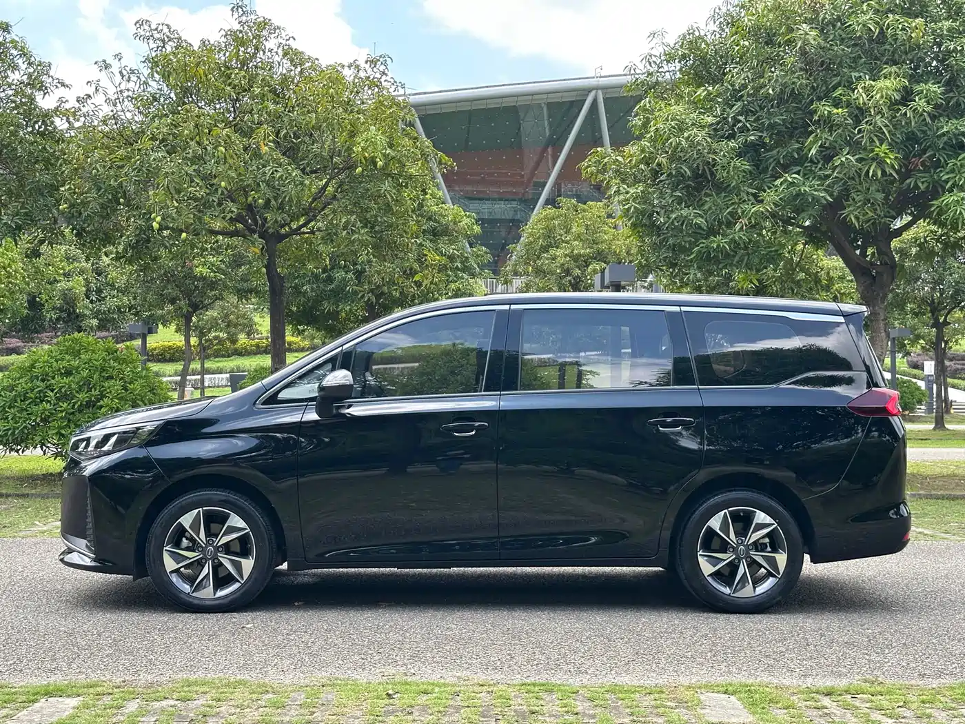 GAC Trumpchi Trumpchi M6 2023 PRO 270T DCT Luxury Edition фото 9
