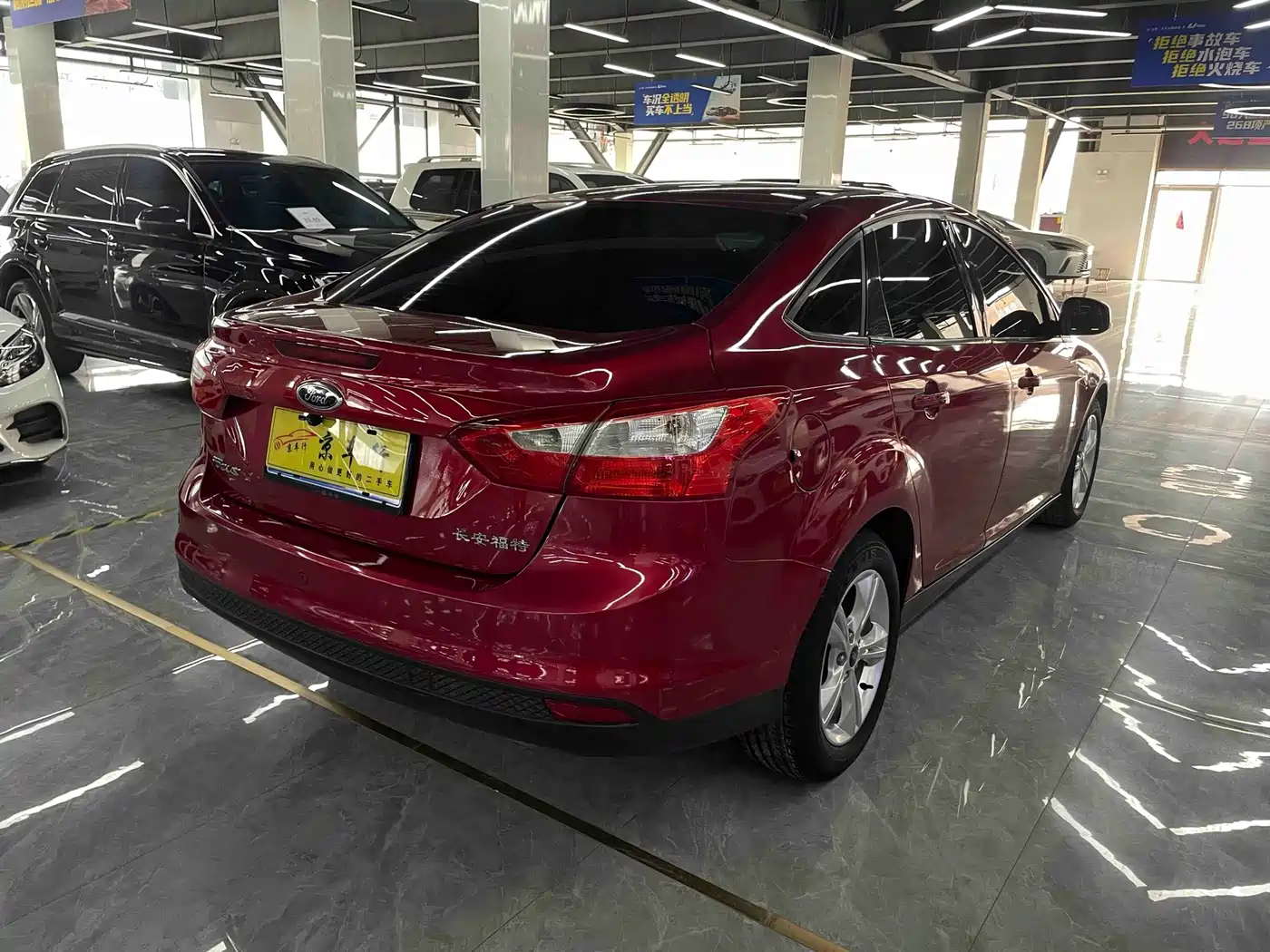 Ford Focus 2013 2012 Sedan 1.6L Automatic Trend