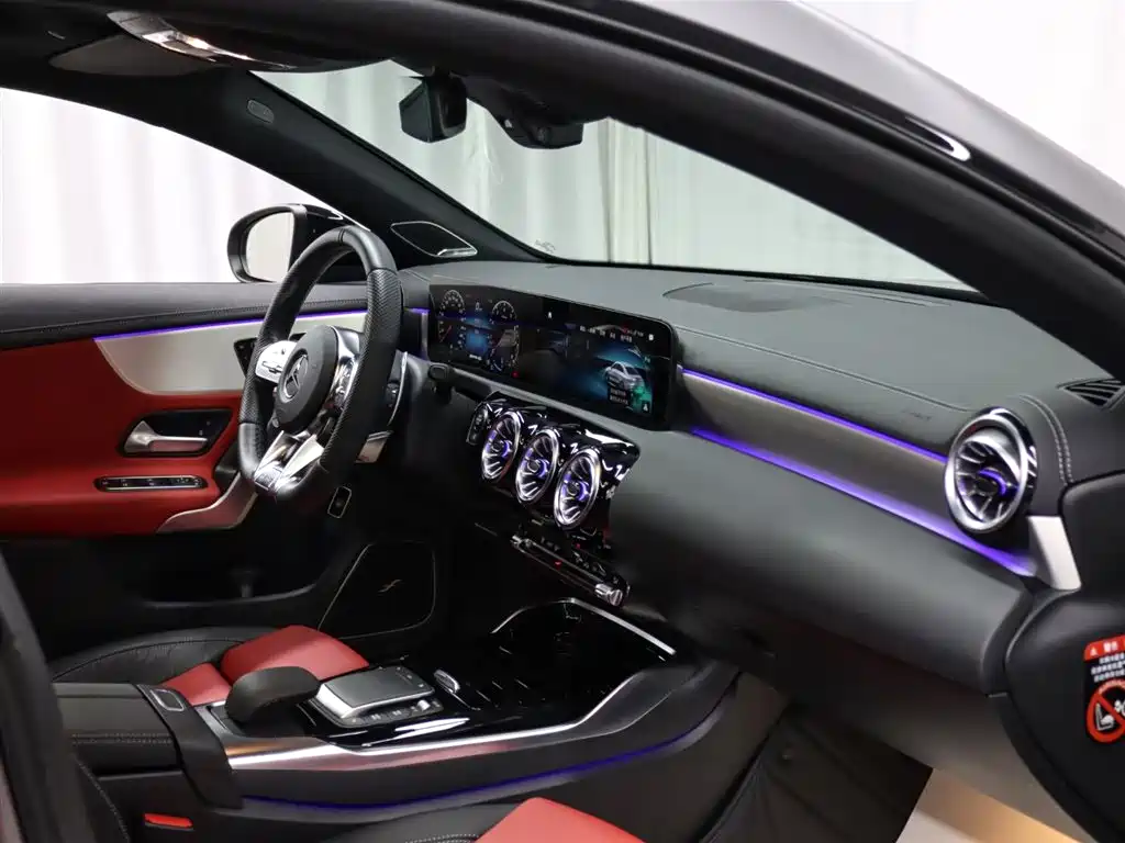 Mercedes-Benz CLA AMG 2023 AMG CLA 35 4MATIC фото 20