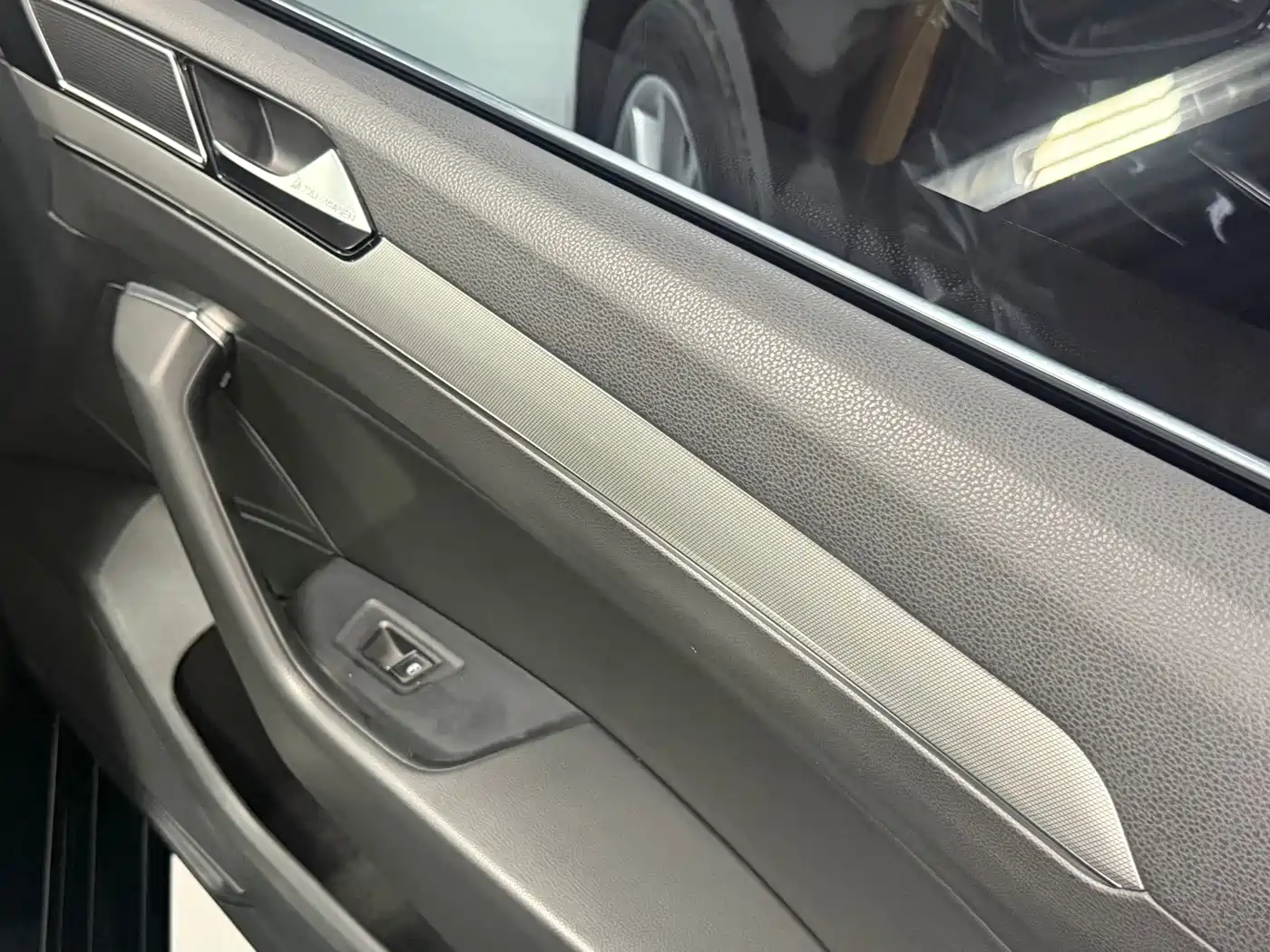 Volkswagen Magotan 2017 330TSI DSG Leading фото 9