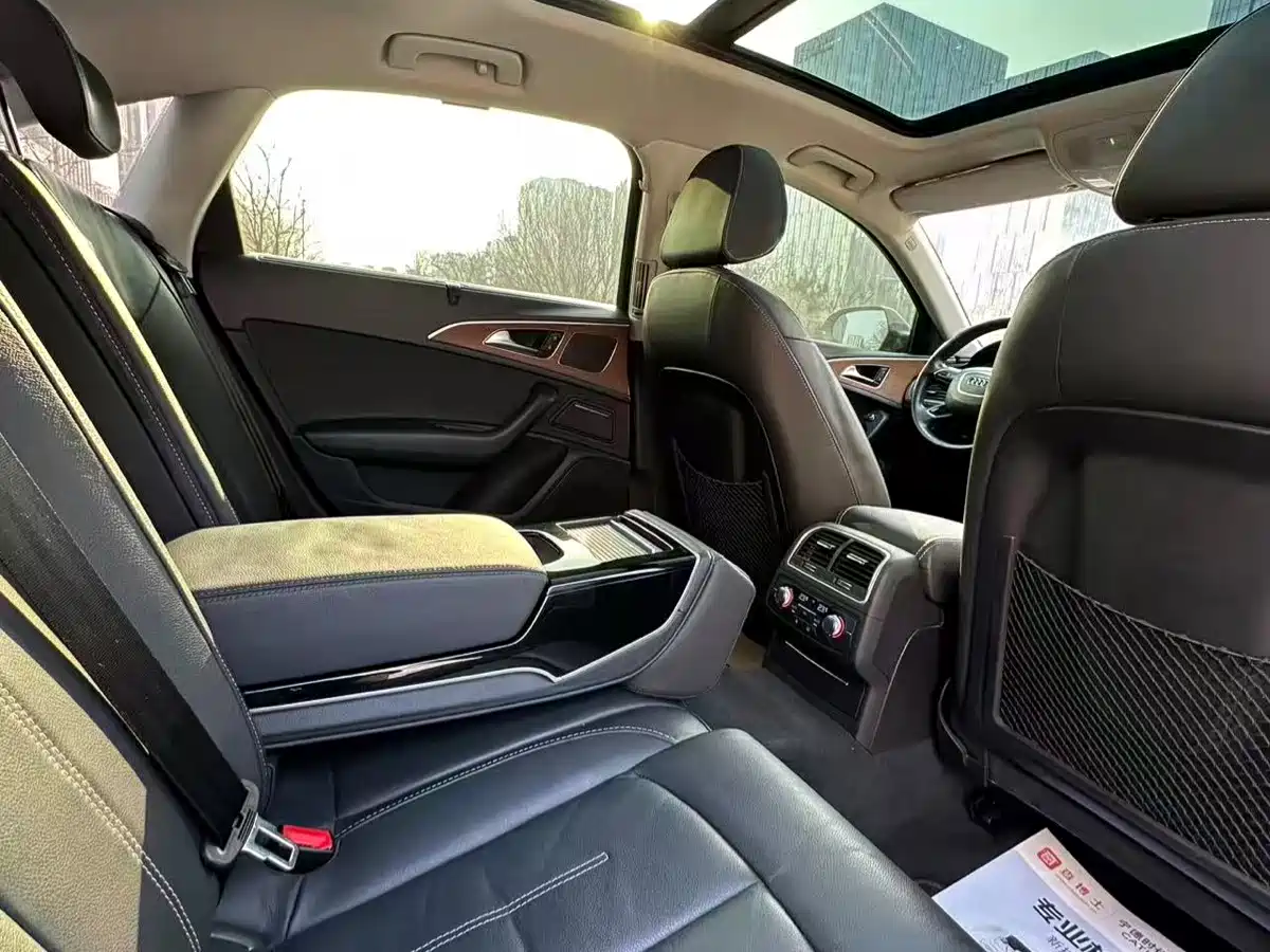 Audi A6L 2018 30th Anniversary 30 FSI Style фото 3
