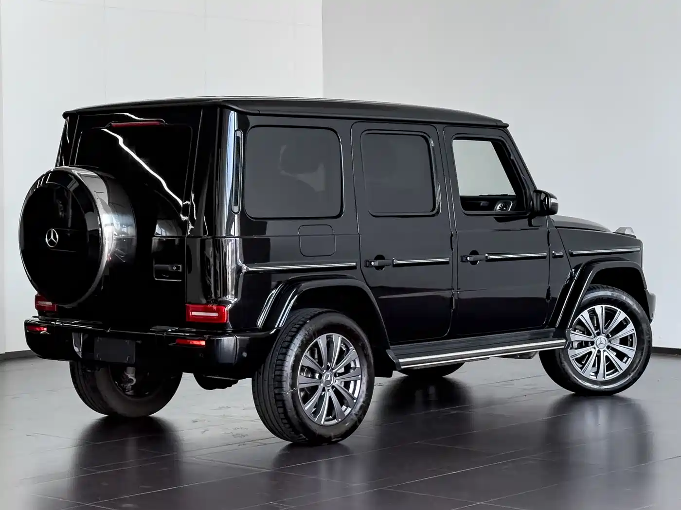 Mercedes-Benz G-Class 2025 G 500 фото 9