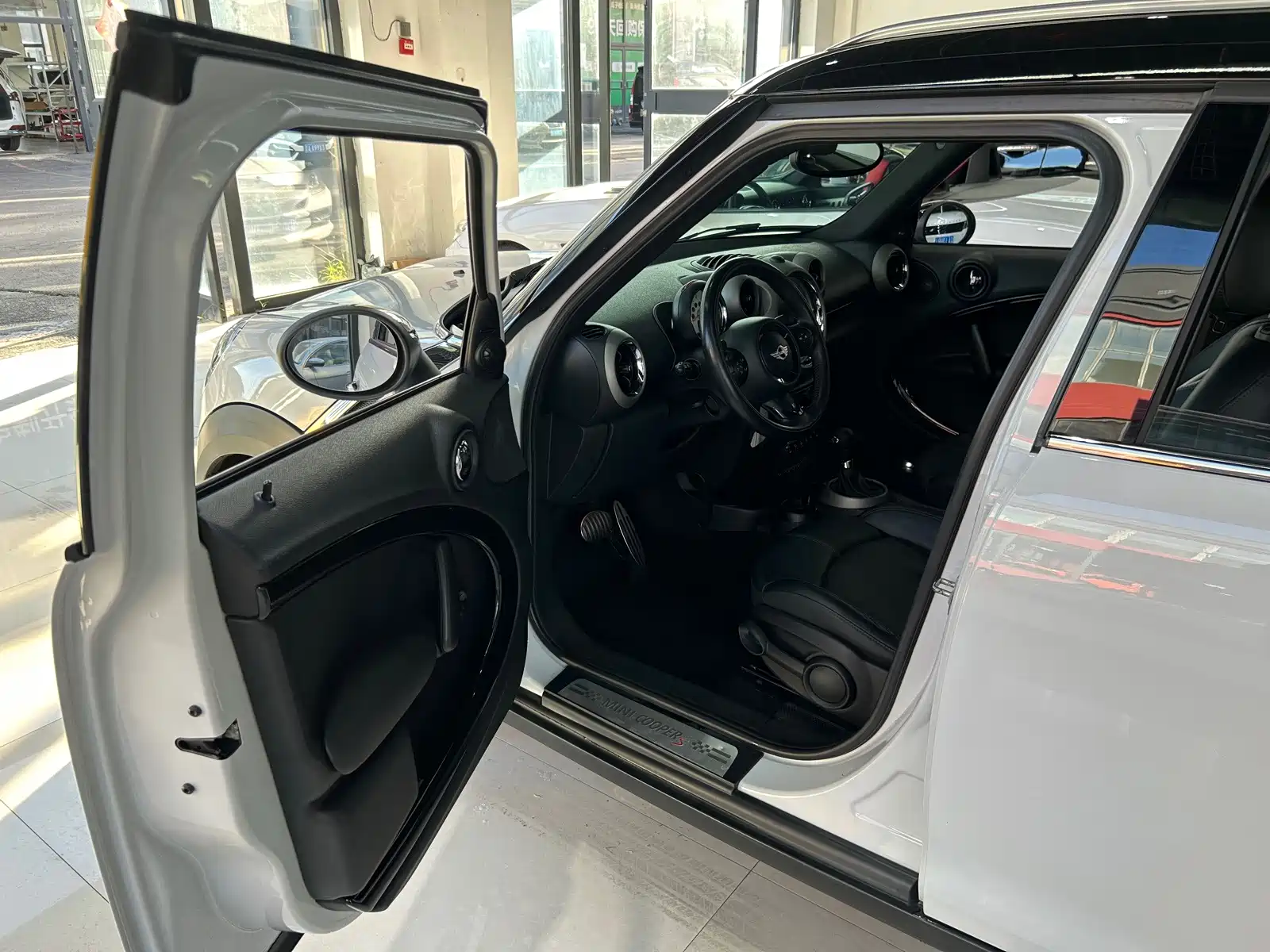 Photo 7 - MINI COUNTRYMAN