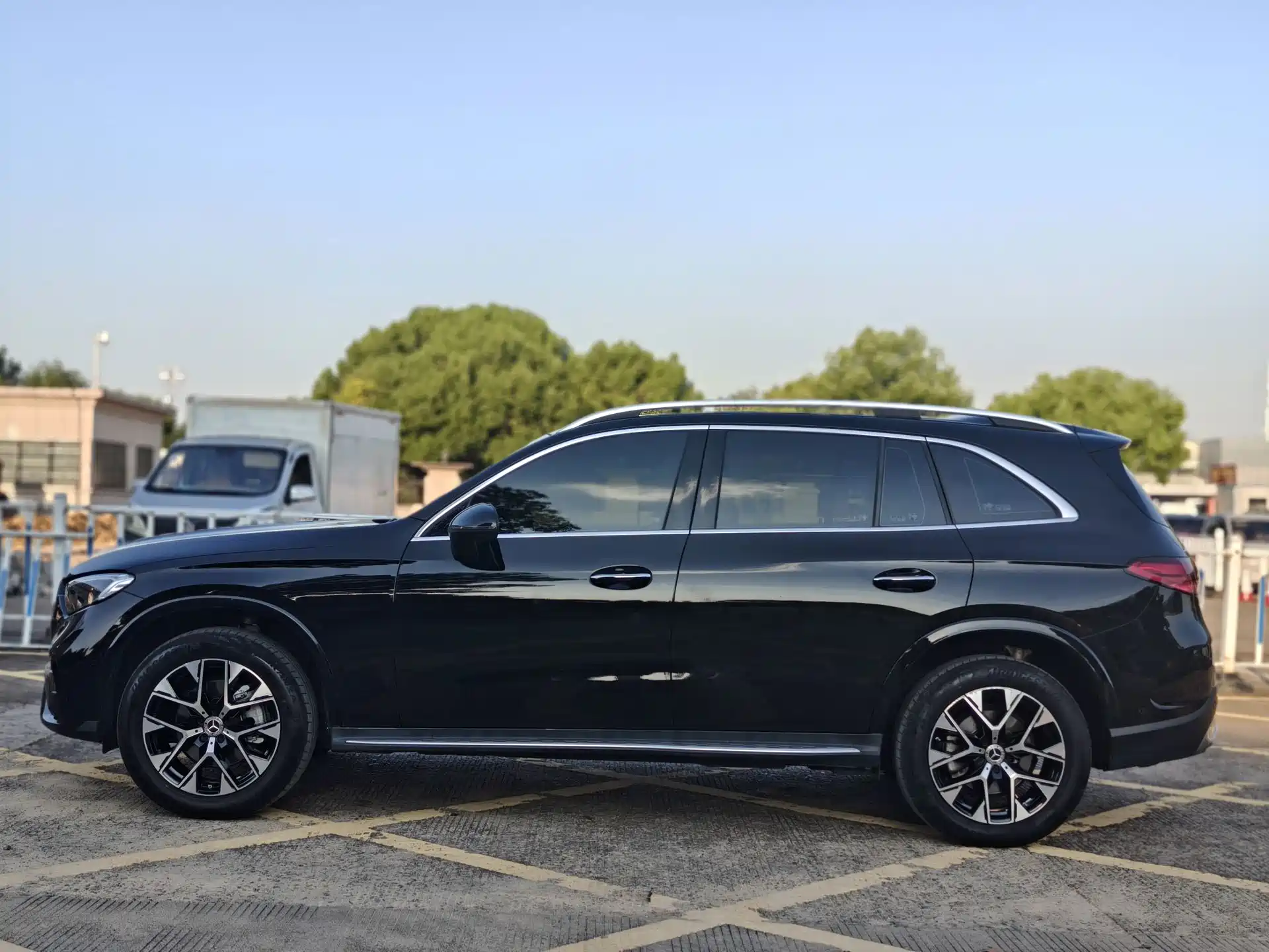Фото 3 - Mercedes-Benz GLC