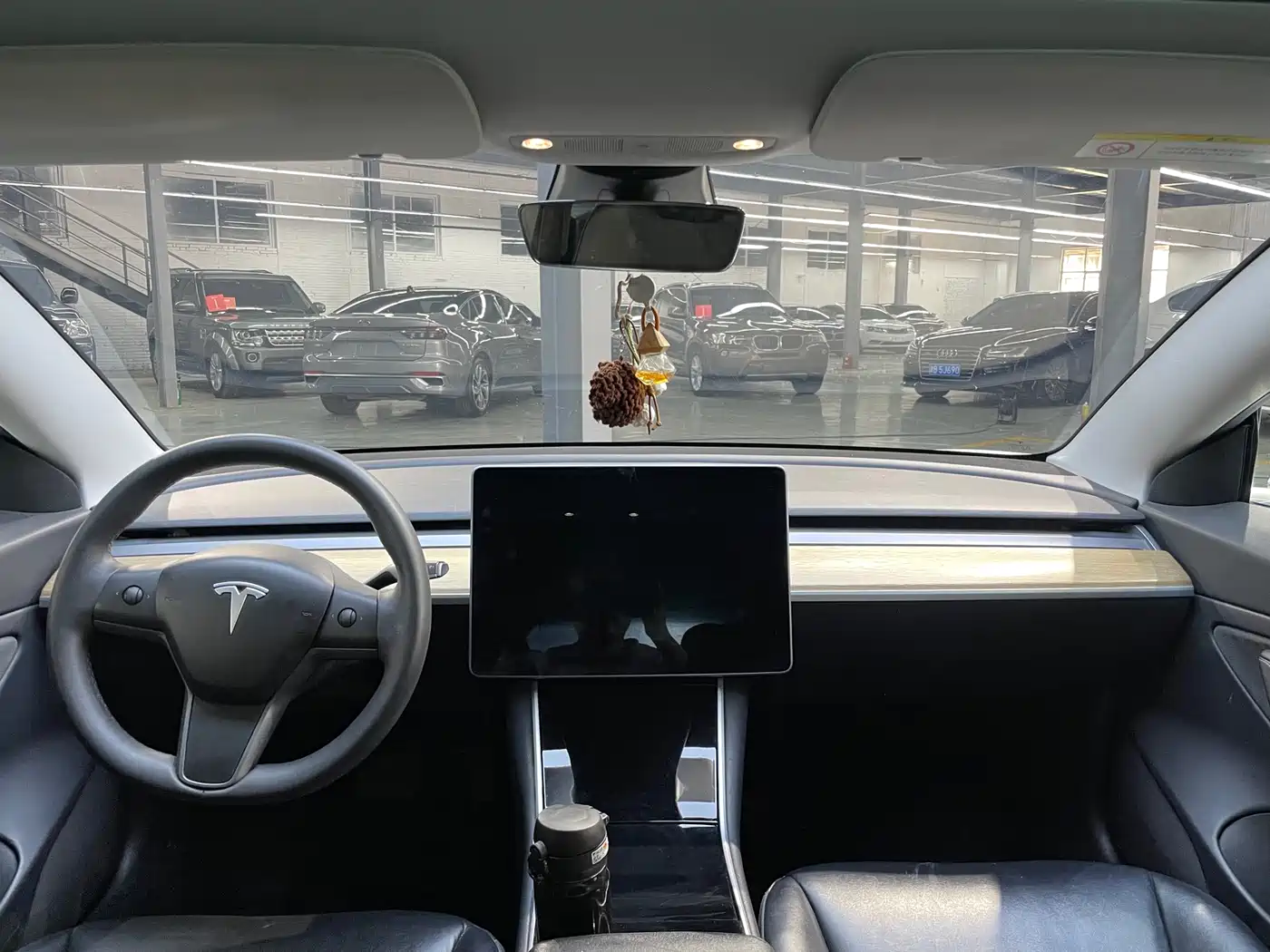 TESLA MODEL 3 (IMPORTED)