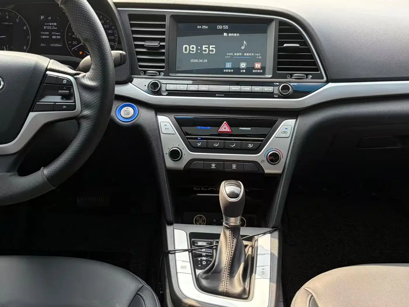 Hyundai Elantra 2018 1.6L Automatic 15th Anniversary Special Edition фото 14