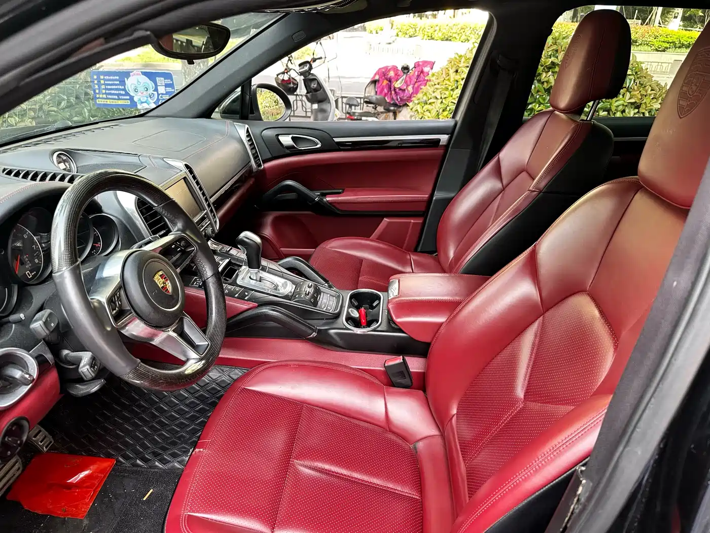 Porsche Cayenne 2011 Cayenne S 4.8L фото 11