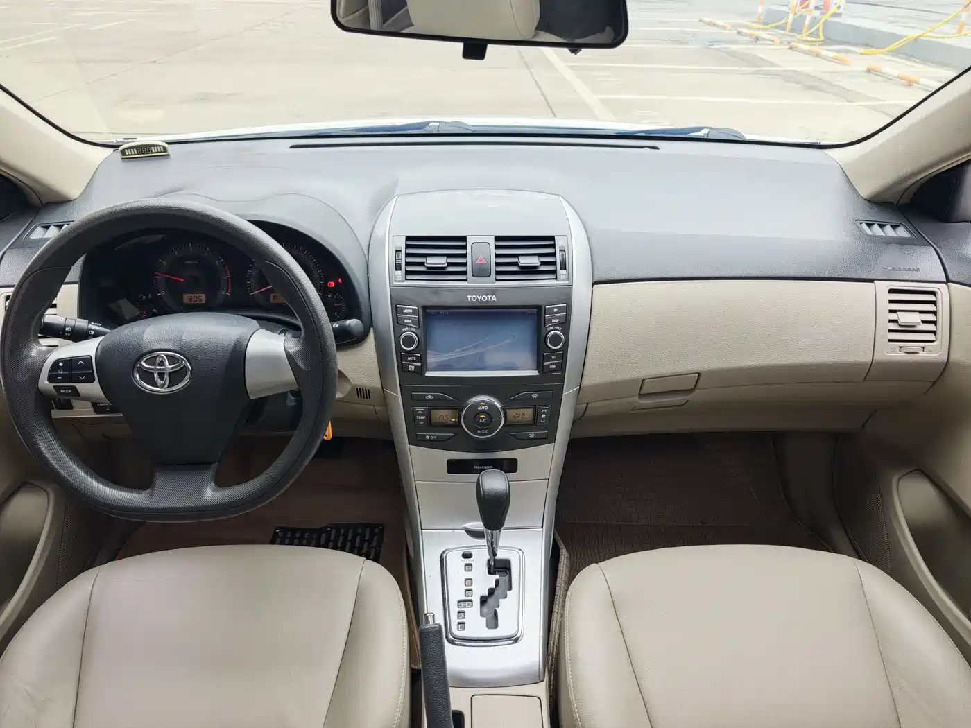 Toyota Corolla 2013 Special Edition 1.6L Auto Ultimate Cool GL фото 7