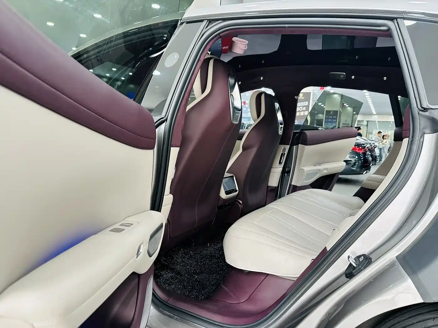 Xiaomi Auto Xiaomi YU7 2025 Ultra Long Range High Performance AWD Max Edition фото 6