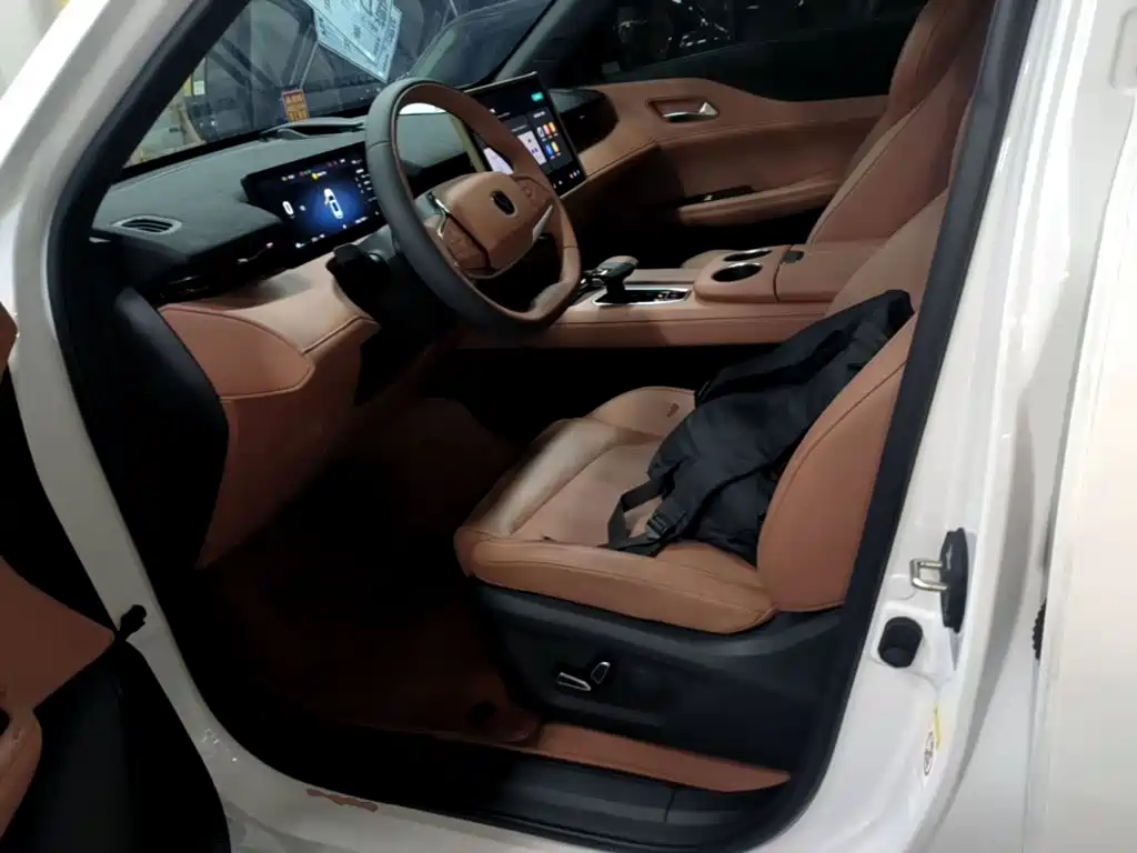 Changan UNI-Z 2026 2025 Model Year 500Bar PRO