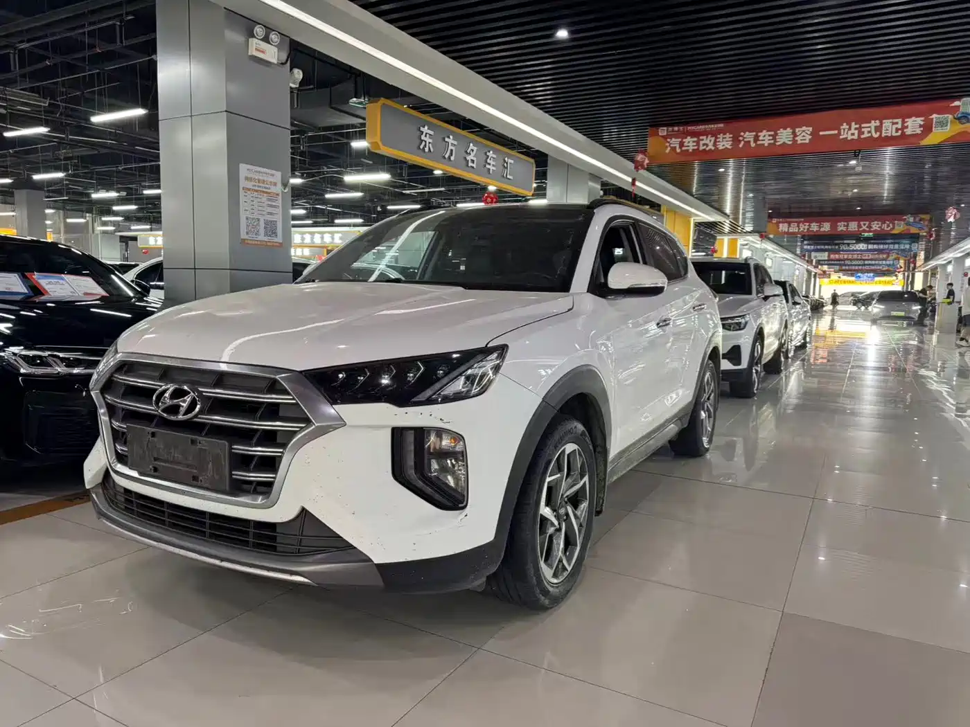 Hyundai Tucson 2019 280TGDi Dual-clutch 2WD Fashion Edition China VI фото 3