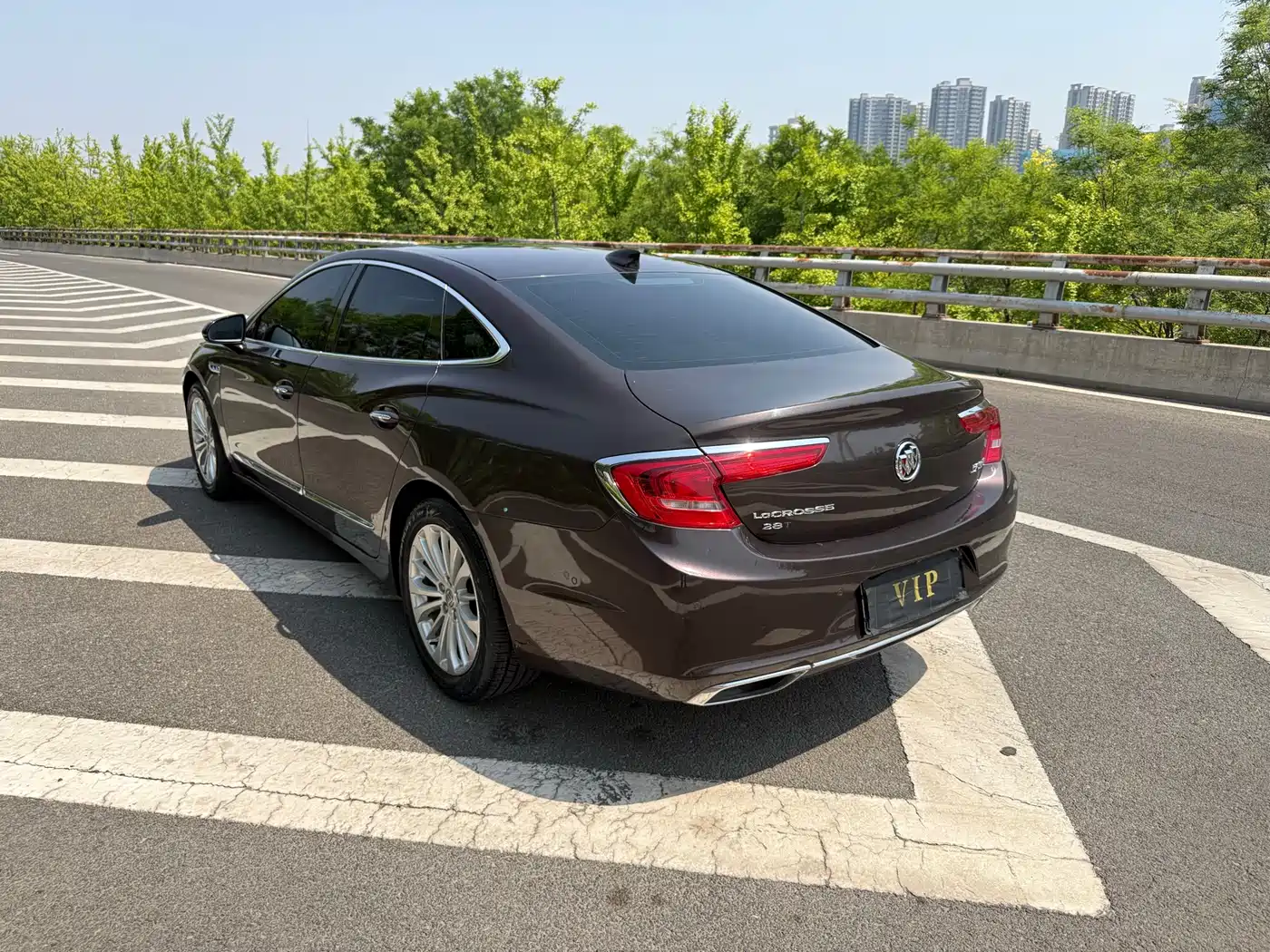 Buick LaCrosse 2016 Facelift 28T Elite фото 7