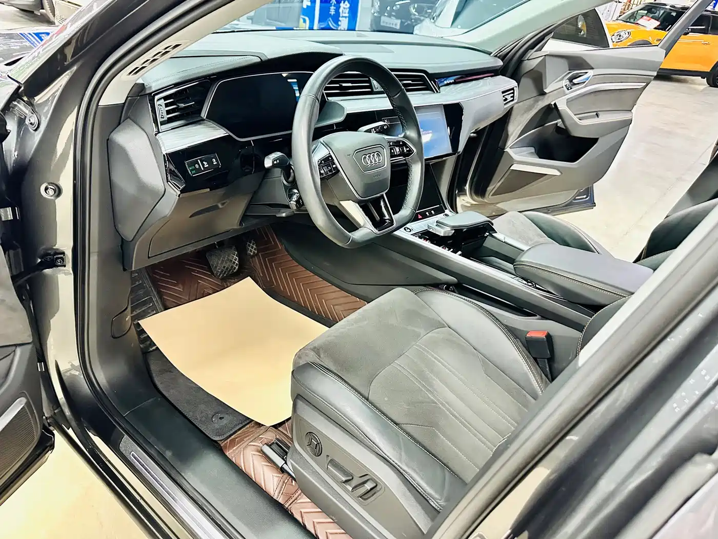 Audi e-tron 2023 2021 50 quattro Exclusive Selection