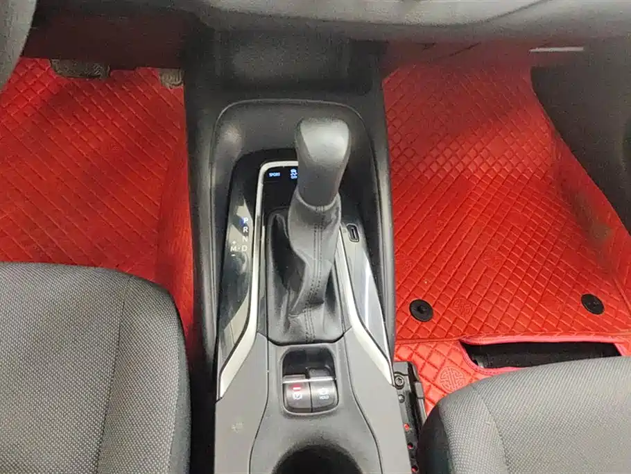 Toyota Corolla 2019 1.2T S-CVT GL Pioneer Edition фото 16