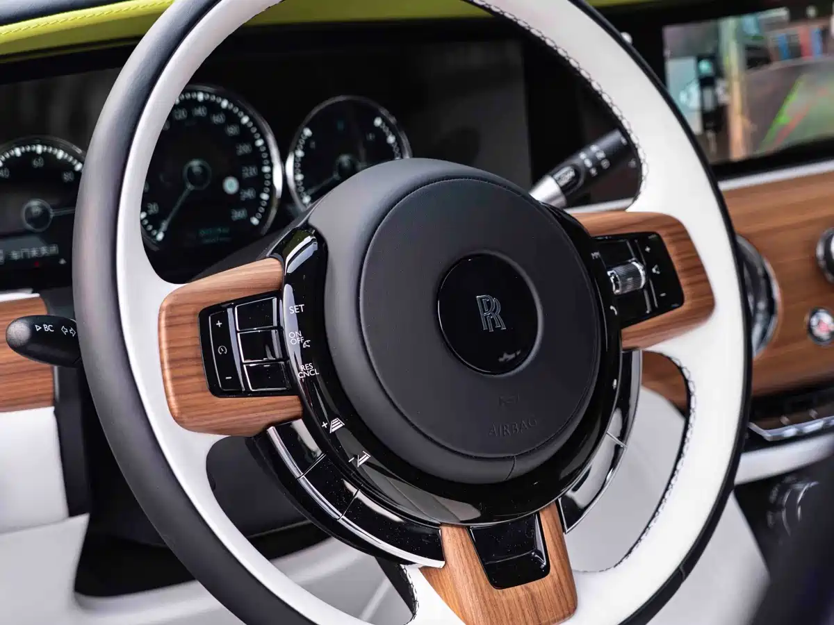 ROLLS-ROYCE GUST