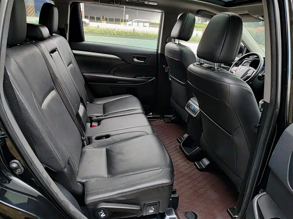 Toyota Highlander 2018 2.0T 4WD Luxury 7-seater (China V) фото 10