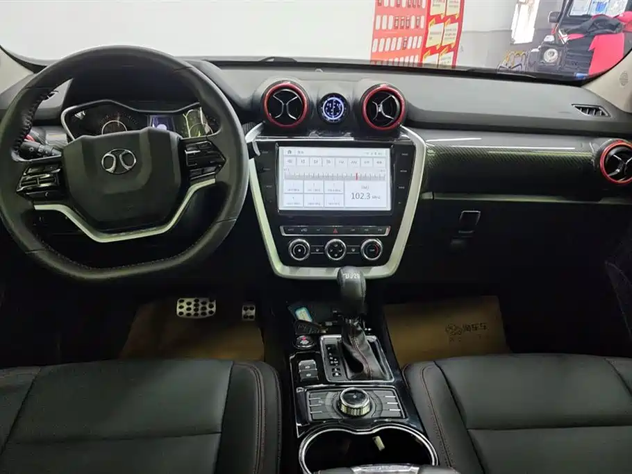BAIC ORV Beijing Offroad BJ20 2018 Model 1.5T CVT Luxury фото 12