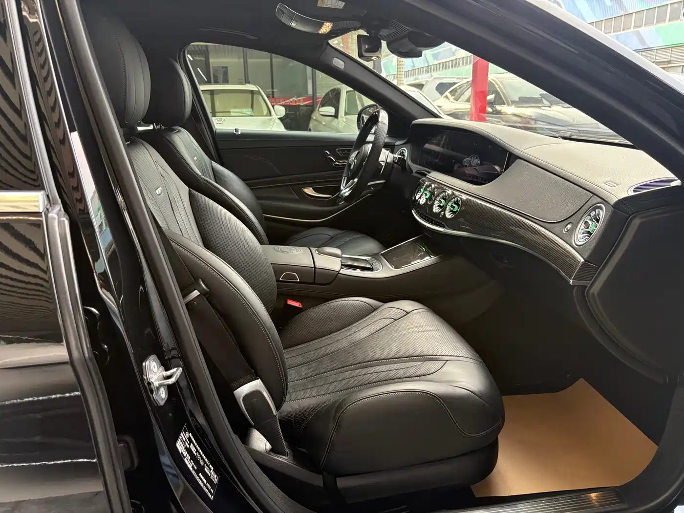 Mercedes-Benz S-Class AMG 2018 AMG S 63 L 4MATIC+ фото 12