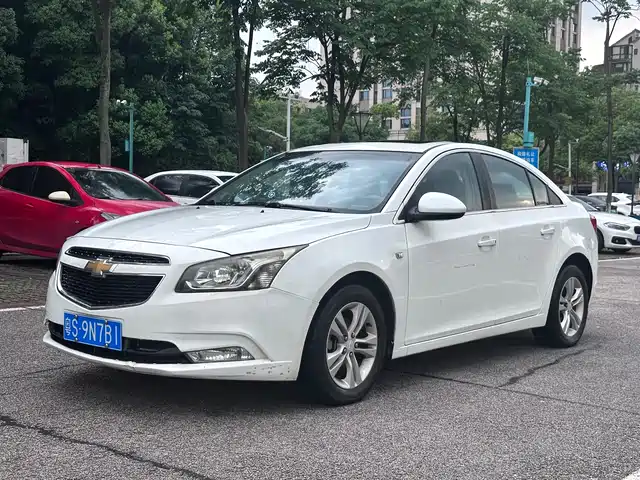  Chevrolet Cruze 2015 1.5L Classic SE MT