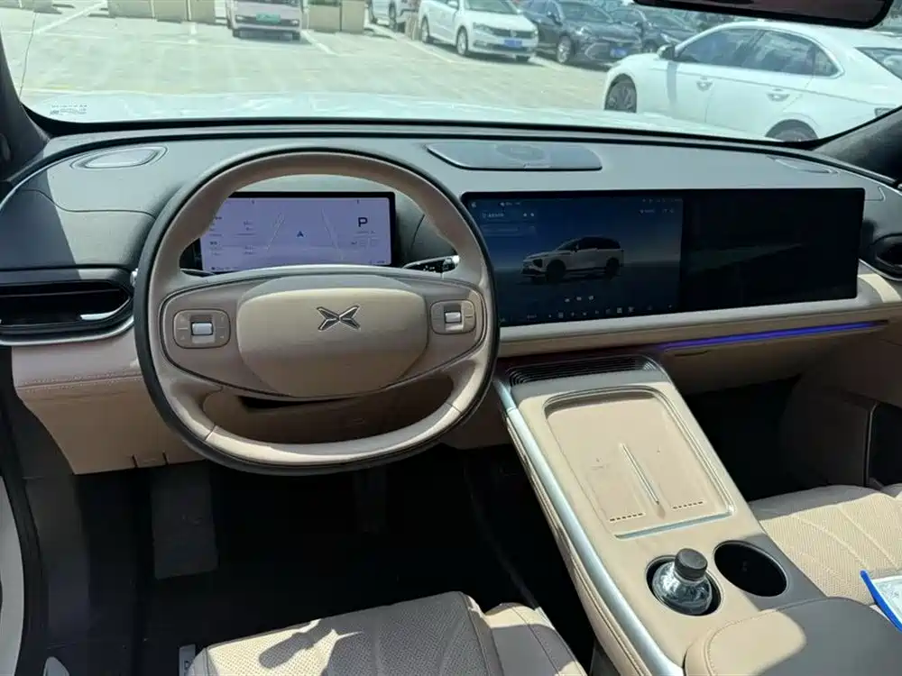 Фото 3 - XPeng G9