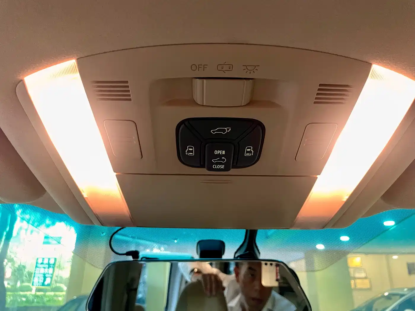 Toyota Alphard 2010 2011 3.5L Luxury Edition