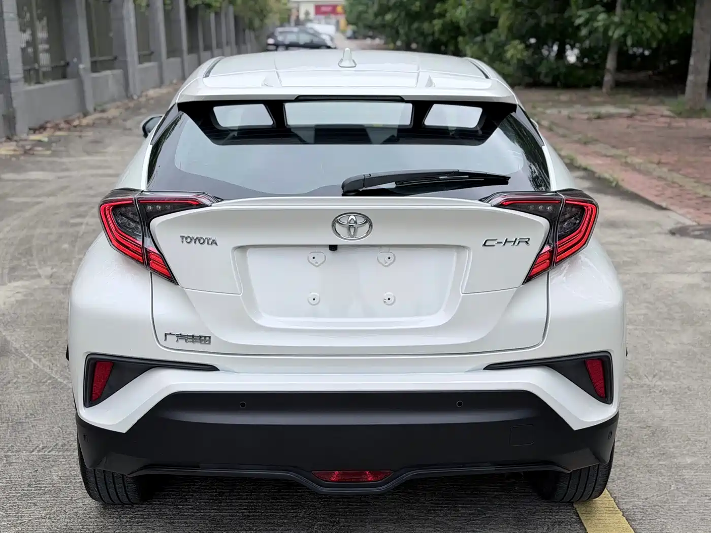 Toyota C-HR 2020 Model 2.0L Luxury фото 5
