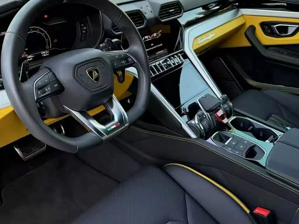 Lamborghini Urus 2023 4.0T V8 S фото 8