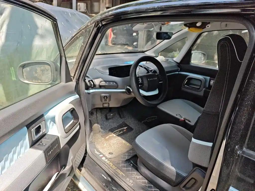 Baojun E300 2020 2020 Interstellar Future Edition