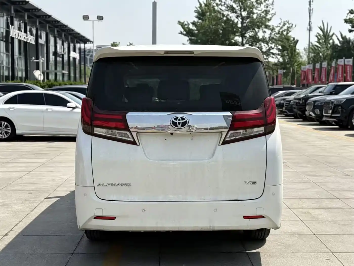 Toyota Alphard 2015 3.5L Luxury Edition фото 4